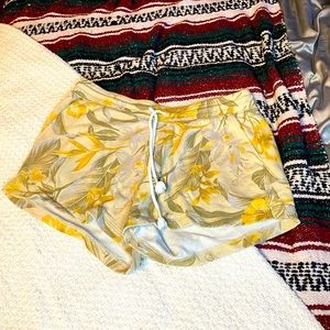 OLD NAVY LOUNGE SHORTS